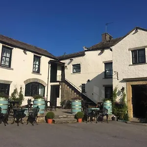 https://the-george-dragon-inn.yorkshirehotels.net
